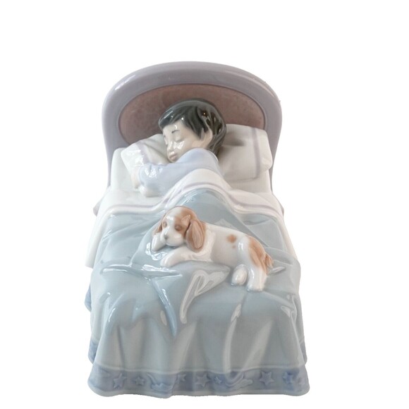 Lladro Bedtime Buddies Boy in Bed with Puppy Figurine #6541- with Original Box